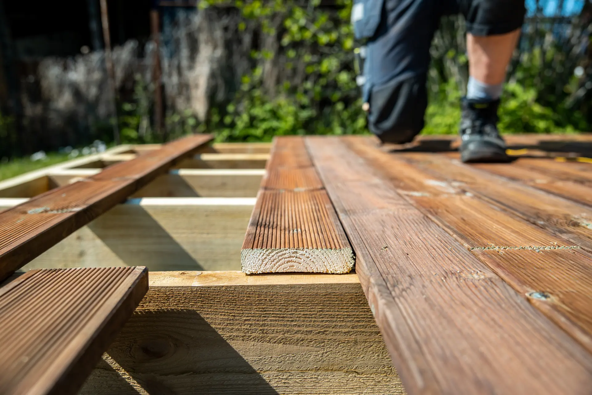 How to Replace Damaged Deck Boards Safely