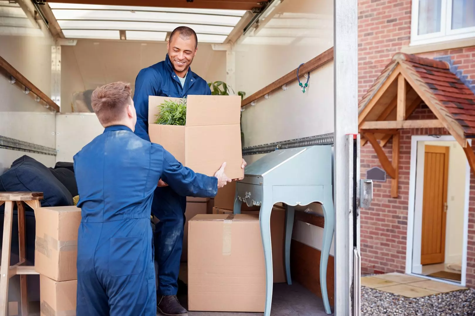 Parking - Mistakes to Avoid During Home Removals